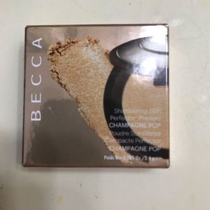 Becca Champagne Pop highlighter Mini size